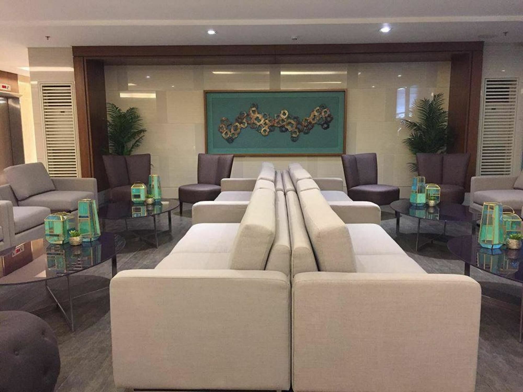 Seabreeze Residences At Breeze Residences Pasay Kültér fotó