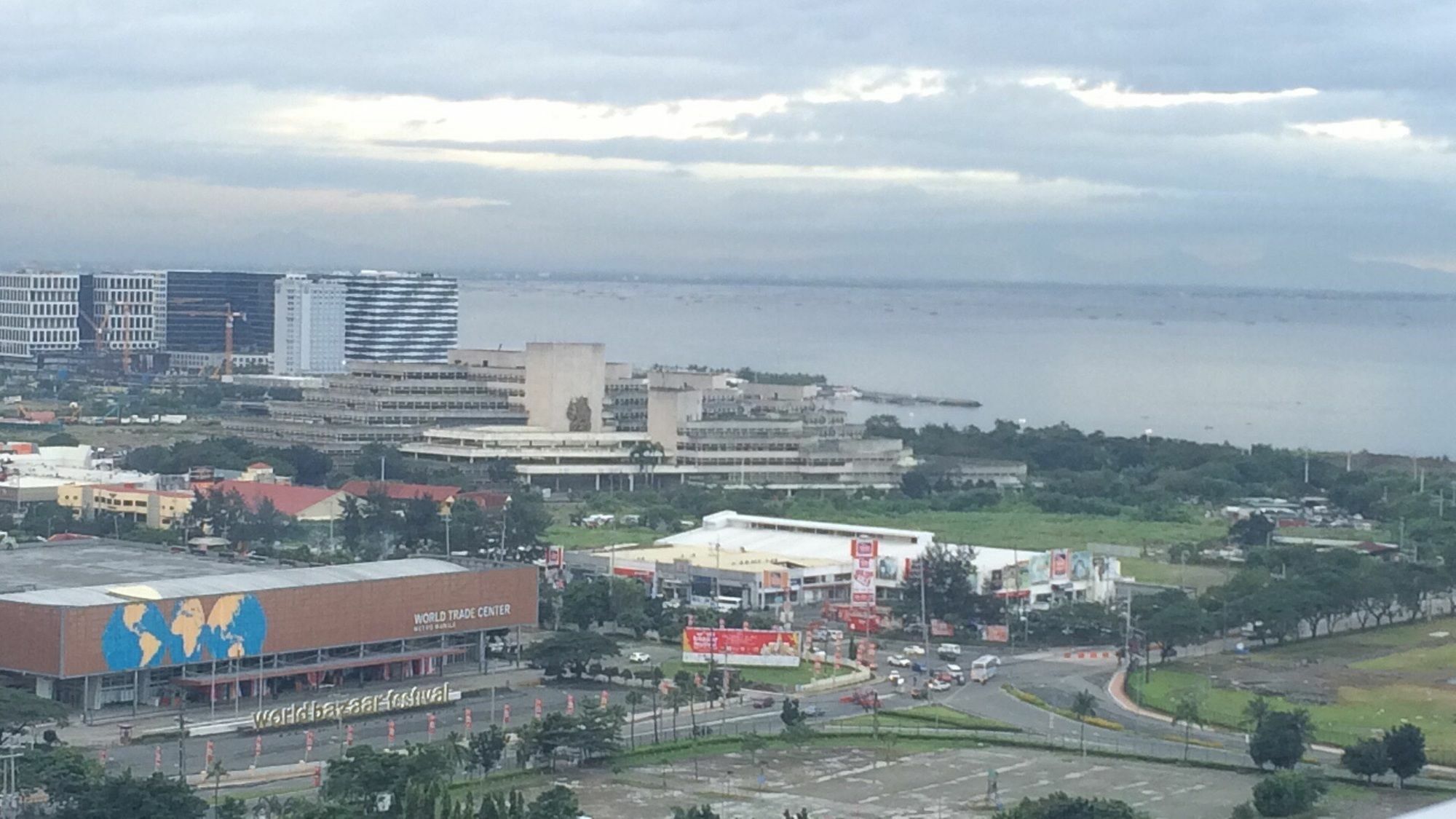 Seabreeze Residences At Breeze Residences Pasay Kültér fotó